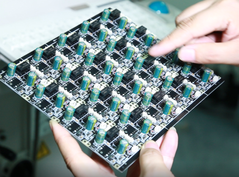 傳統(tǒng)的自動插件機和異形插件機的區(qū)別在哪？