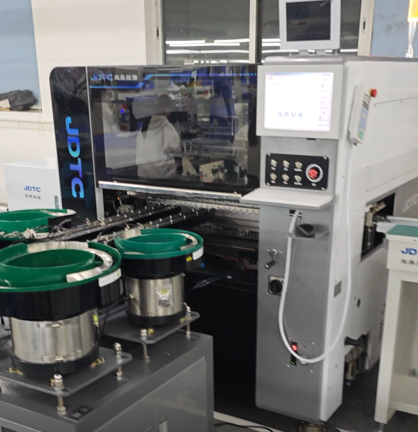 異形插件機：打破PCBA瓶頸實現特殊元件自動化插裝解決方案?